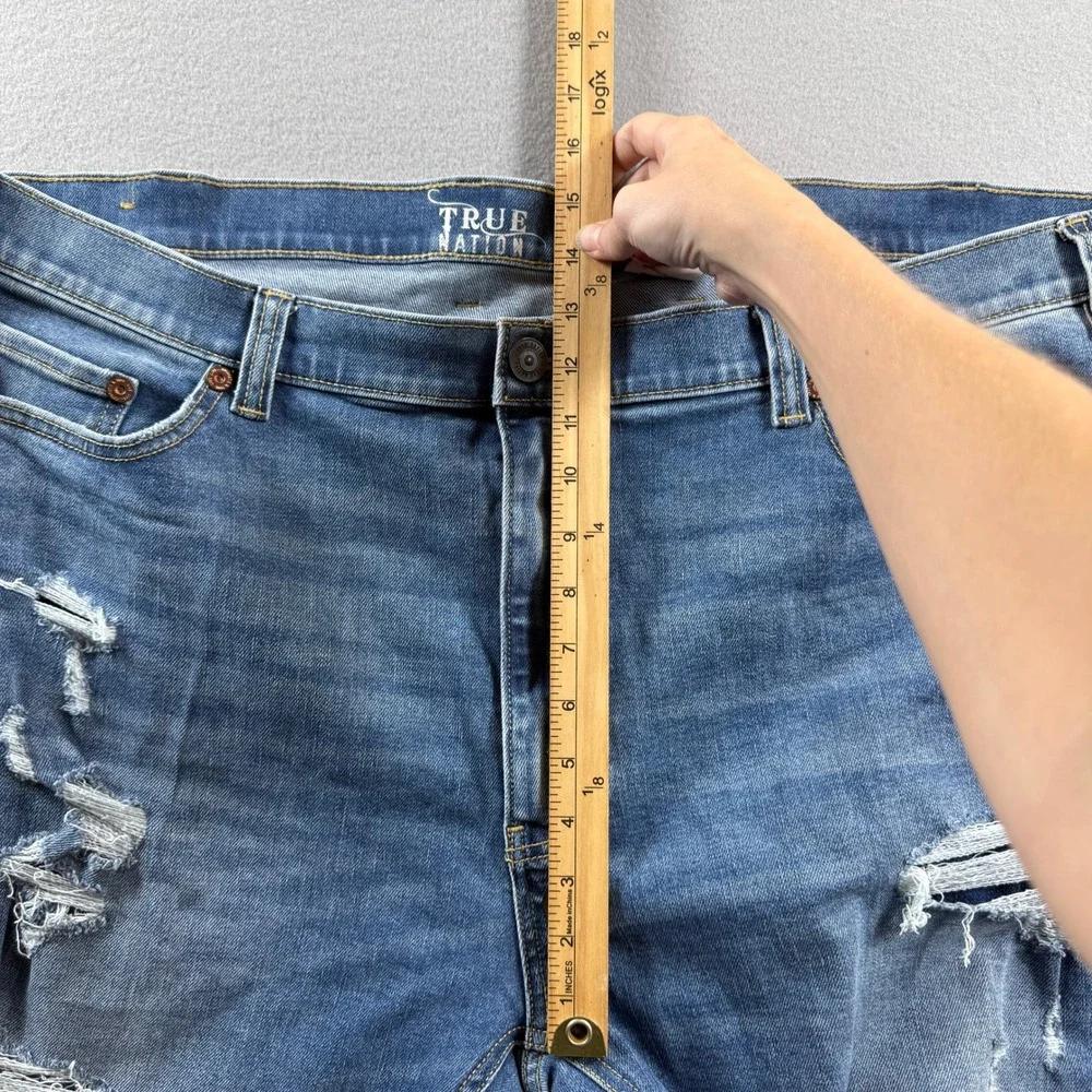 True Nation Athletic Fit Men 44x30 Blue Distressed Jeans